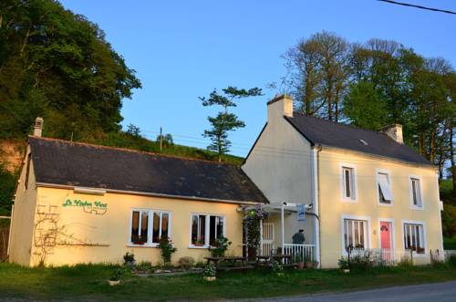 Le Violon Vert : Chambres d'hotes/B&B proche de Carhaix-Plouguer