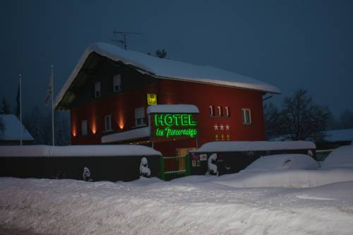 Hôtel Les Perce-Neige : Hotel proche de Mancenans-Lizerne