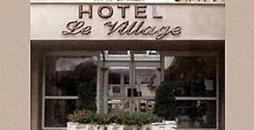 Hotel Le Village : Hotel proche de Janvry