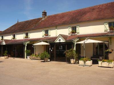 Logis Aux Maisons : Hotel proche de Sainte-Colombe-sur-Seine