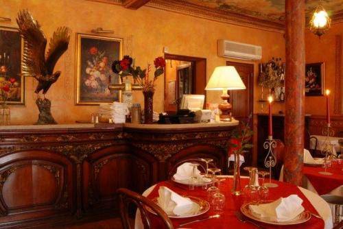 Hotel-Restaurant 1900 : Hotel proche de Dives-sur-Mer