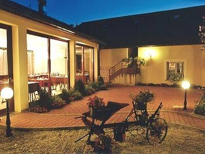 Logis La Venise Verte : Hotel proche de Montreuil-sur-Blaise