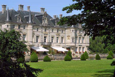 Hostellerie Du Château Des Monthairons : Hotel proche de Maizeray