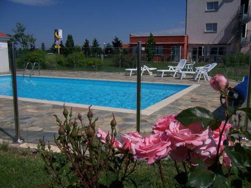 Artemis Hotel : Hôtel proche