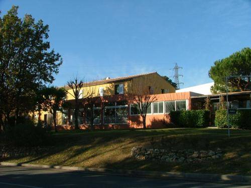 Hôtel Louisiane : Hotel proche de Mouans-Sartoux