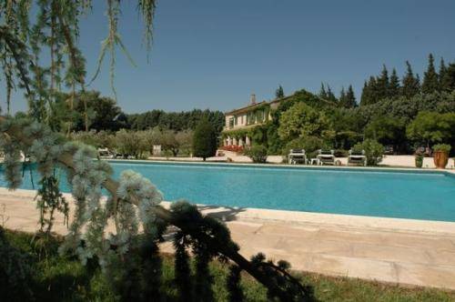 Hotel Restaurant du Moulin d'Aure : Hotel proche de Mas-Blanc-des-Alpilles