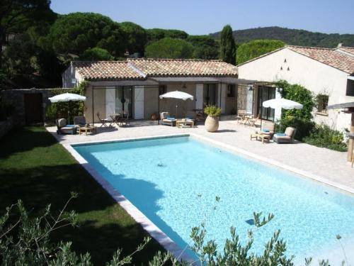 Auberge de l'Oumède : Chambres d'hotes/B&B proche de Ramatuelle