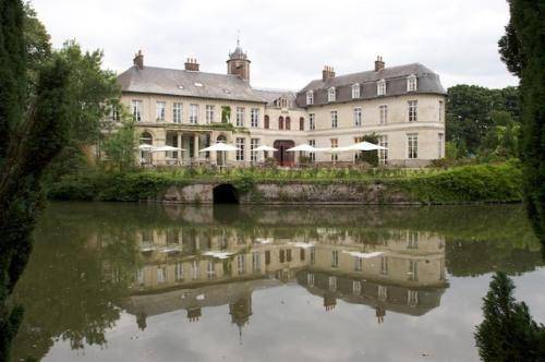 Chateau D'aubry : Hotel proche de Wavrechain-sous-Denain