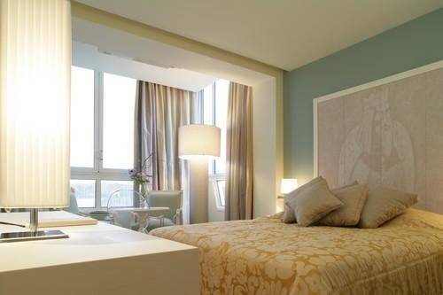 Hotel Du Roi Arthur : Hotel proche de Saint-Malo-des-Trois-Fontaines