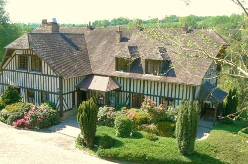 Hôtel du Vitou : Hotel proche de Mesnil-Rousset