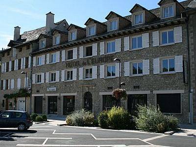 Logis Hôtel L'Europe : Hotel proche d'Anterrieux