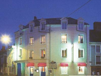 Logis Le Bretagne : Hotel proche de Chassillé