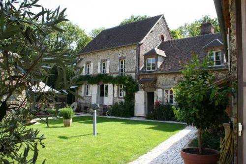 Le Moulin De Lonceux : Chambres d'hotes/B&B proche d'Ardelles