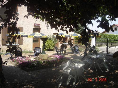 Le Baraton : Hotel proche de Jardin