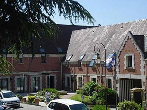 Hotel Le Cèdre : Hotel proche d'Amy