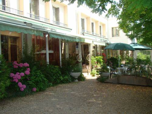 Le Pont De La Motte : Hotel proche de Saint-Étienne-de-Chigny