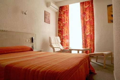 Hotel De Paris : Hotel proche de Villeneuve-lès-Maguelone