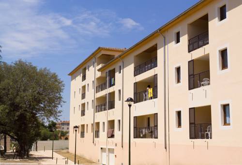 Madame Vacances Résidence Le Mas Des Oliviers : Residence proche de Montaren-et-Saint-Médiers