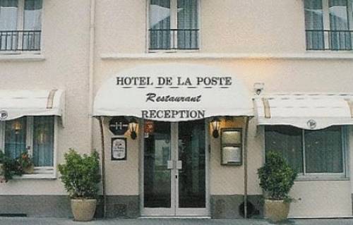 Hotel De La Poste : Hotel proche de Moëslains