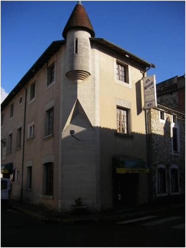 La Vieille Auberge : Hotel proche de Javerlhac-et-la-Chapelle-Saint-Robert