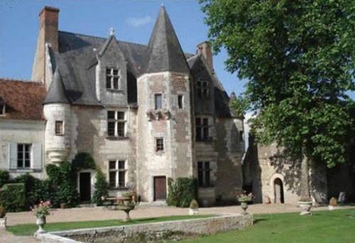 Prieure De La Chaise : Chambres d'hotes/B&B proche de Chemillé-sur-Indrois