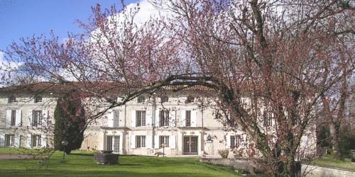 Logis Le Moulin De Cierzac : Hotel proche de Brie-sous-Archiac
