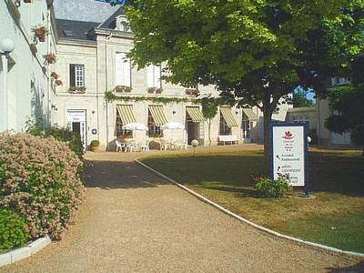 Logis Domaine De La Blairie : Hotel proche de Brion