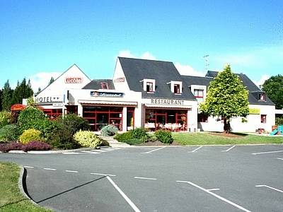 Logis Ad Nevez Lucotel : Hotel proche de Saint-Agathon