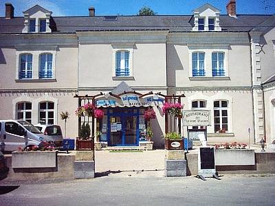 Logis Le Port Saint Aubin : Hotel proche d'Argenton-Notre-Dame
