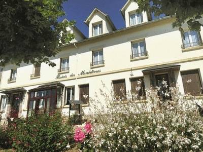 Logis Relais Des Monedieres : Hotel proche de Beaumont
