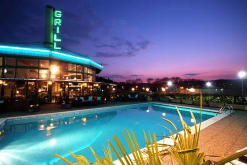 Millau Hotel Club : Hotel proche d'Alzon