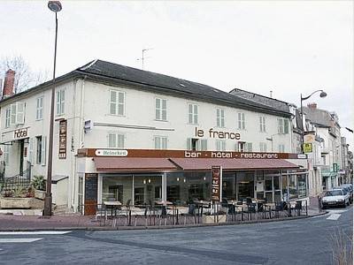 Le France : Hotel proche de Jugeals-Nazareth