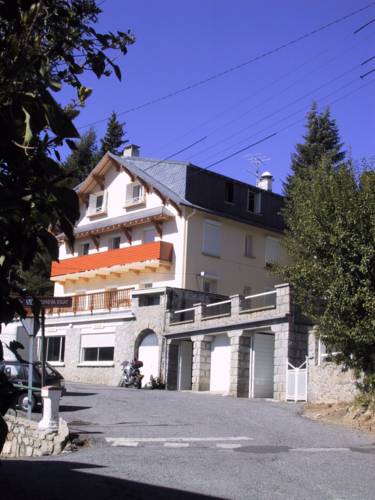 Residence Les Cimes : Residence proche de Targassonne
