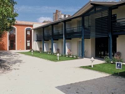 Logis Hotel Le Vignoble : Hotel proche de Reignac
