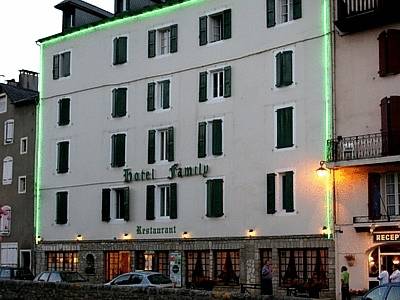 Logis Hotel Family : Hotel proche de Saint-Sauveur-Camprieu