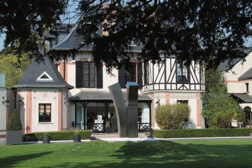 L'Assiette Champenoise : Hotel proche de Courcelles-Sapicourt