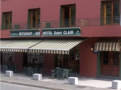 Hôtel Saint Clair : Hotel proche de Lugagnan
