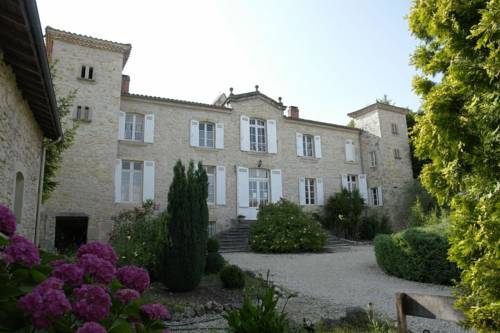 Hôtel Du Prieuré : Hotel proche de Leyritz-Moncassin