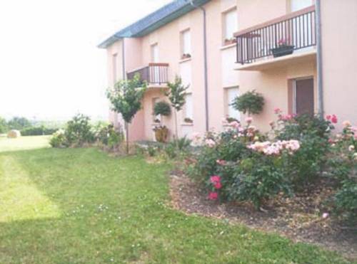 Logis Auberge De La Planquette : Hotel proche de Tanus