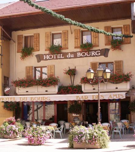 Hotel du Bourg : Hotel proche de Venthon