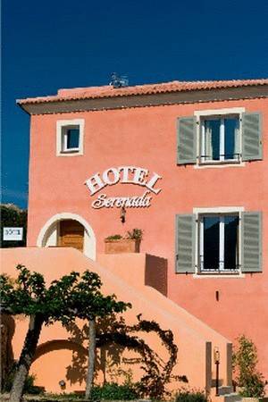 Hôtel Serenada : Hotel proche de Pigna