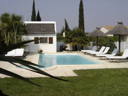 Lou Garbin : Hotel proche de Saint-Just