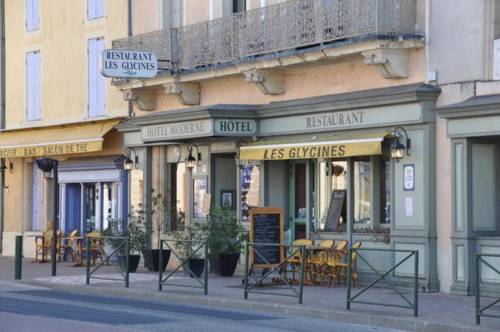 Hotel Le Moderne - Restaurant Les Glycines : Hotel proche de Meynes