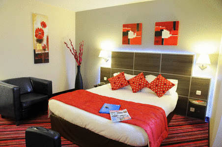 Inter-Hotel Actuel Hotel : Hotel proche de Saint-Étienne