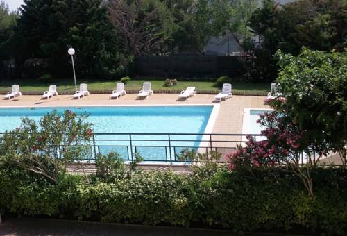 Hôtel Residence Les Aiguades : Hotel proche d'Istres