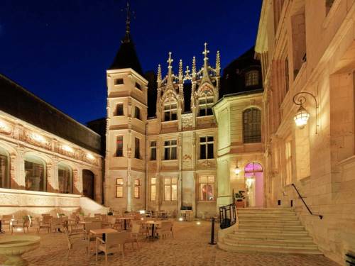 Hotel De Bourgtheroulde : Hotel proche de Rouen