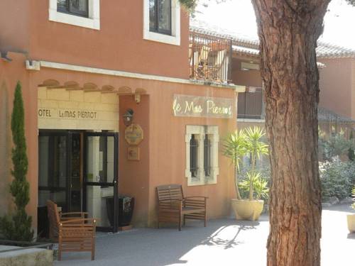 Hotel Le Mas Pierrot : Hotel proche d'Armissan