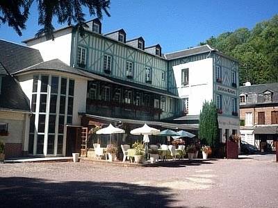 Logis L'auberge Du President : Hotel proche de Lisieux
