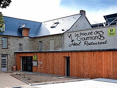 Logis Hotel Le Prieure Des Gourmands : Hotel proche de Candé