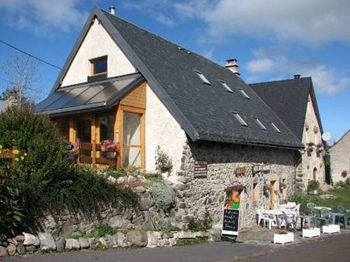 Gîte des Sagnes : Auberge de jeunesse proche d'Apchon